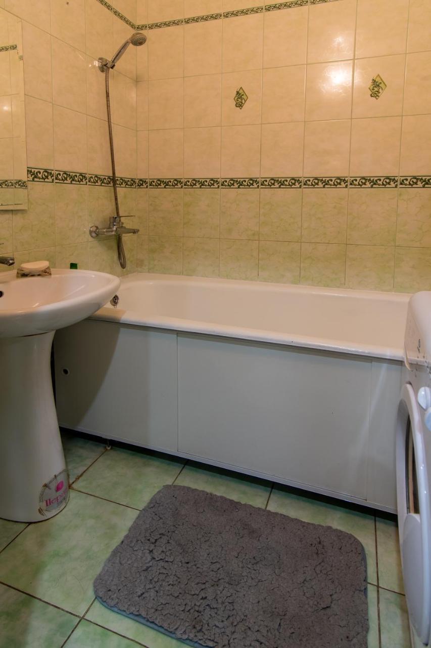 Apartment Street Trostyanetskaya Kiev Eksteriør billede