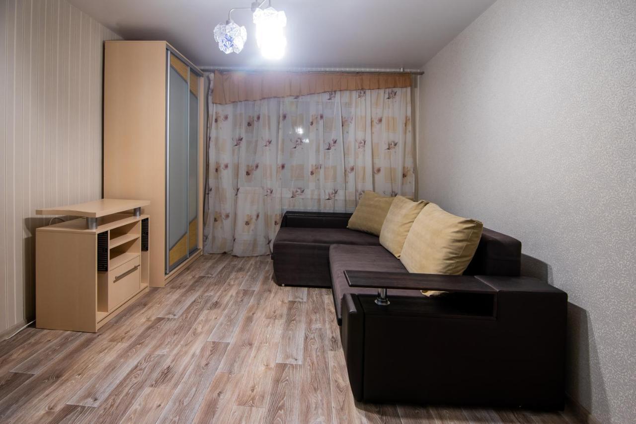 Apartment Street Trostyanetskaya Kiev Eksteriør billede